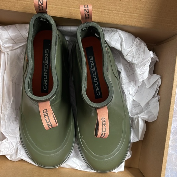 100% waterproof women’s Deck-Boss Ankle Boot - Picture 2 of 4